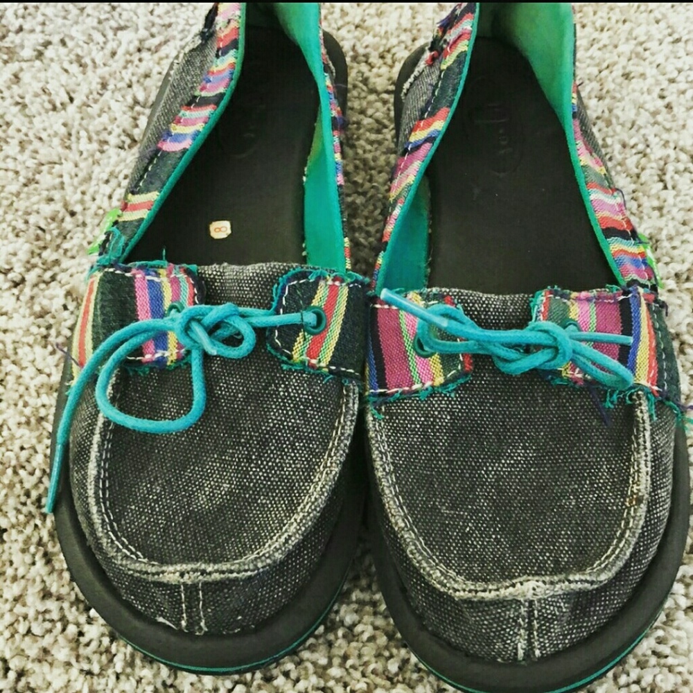 Sanuk slip on shoes